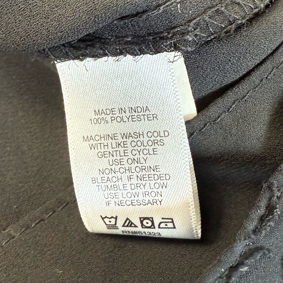 Cece Women’s Black Off the Shoulder Ruffle Blouse with Puff Sleeves, size M - Picture 5 of 11